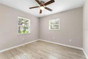 111 17th St E, Bradenton, FL 34208 - Photo 19