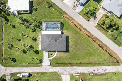 915 Suncrest Lane, Englewood, FL 34223 - Photo 9