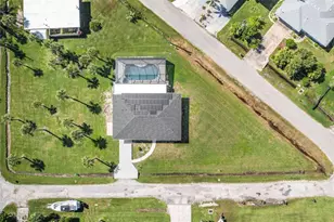 915 Suncrest Ln, Englewood, FL 34223 - Photo 9