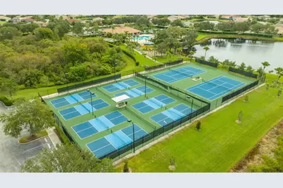 811 Fairwaycove Lane #107, Bradenton, FL 34212 - Photo 77