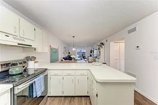 6033 34th Street W, Bradenton, FL 34210 - Photo 5