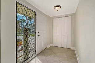 204 Hour Glass Way, Sarasota, FL 34242 - Photo 43