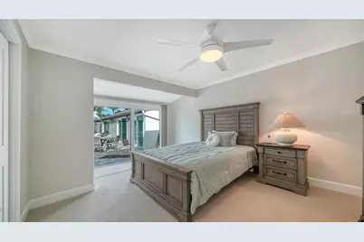 204 Hourglass Way #V9, Sarasota, FL 34242 - Photo 37