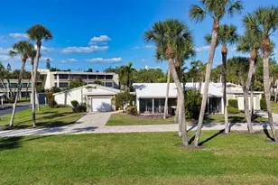 204 Hour Glass Way, Sarasota, FL 34242 - Photo 3