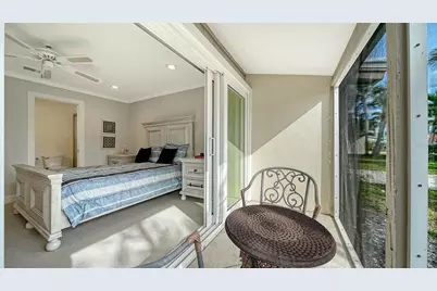 204 Hourglass Way #V9, Sarasota, FL 34242 - Photo 33