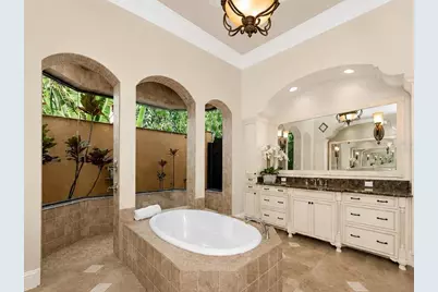 8305 Farington Court, Bradenton, FL 34202 - Photo 7
