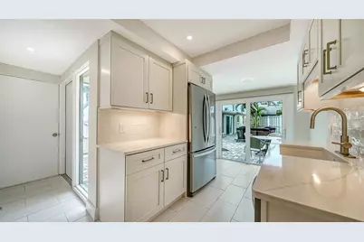 206 Hourglass Way #V10, Sarasota, FL 34242 - Photo 15