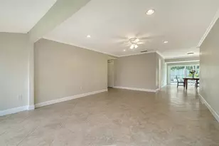206 Hour Glass Way, Sarasota, FL 34242 - Photo 11