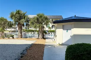 601 Gulf Dr N, Bradenton Beach, FL 34217 - Photo 27
