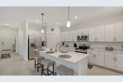 10896 Pinot Drive, Venice, FL 34293 - Photo 15