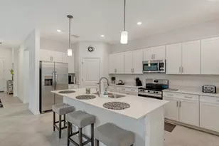 10896 Pinot Dr, Venice, FL 34293 - Photo 15