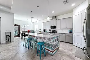 309 167th Blvd E, Bradenton, FL 34212 - Photo 5