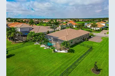 309 167th Boulevard E, Bradenton, FL 34212 - Photo 3