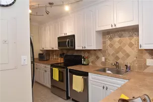 3700 S Osprey Ave, Sarasota, FL 34239 - Photo 5