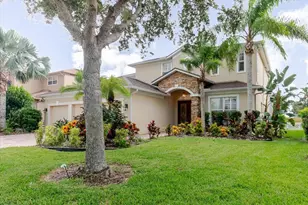 3806 67th Terrace E, Sarasota, FL 34243 - Photo 5