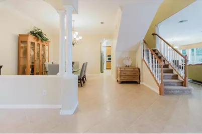 3806 67th Terrace E, Sarasota, FL 34243 - Photo 9