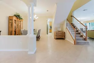 3806 67th Terrace E, Sarasota, FL 34243 - Photo 9