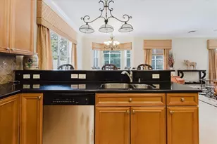 3806 67th Terrace E, Sarasota, FL 34243 - Photo 27