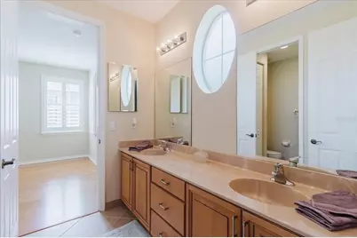 3806 67th Terrace E, Sarasota, FL 34243 - Photo 57