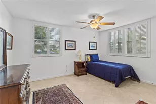 411 Palm Tree Dr, Bradenton, FL 34210 - Photo 13