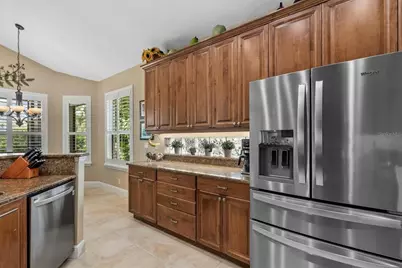 7422 Edenmore Street, Lakewood Ranch, FL 34202 - Photo 9