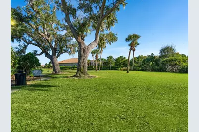 8700 Trattoria Terrace, Sarasota, FL 34238 - Photo 35