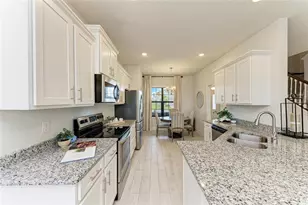 6107 164TH AVE E, Parrish, FL 34219 - Photo 13