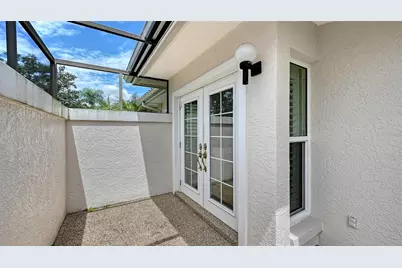 7340 Golf Pointe Circle, Sarasota, FL 34243 - Photo 21