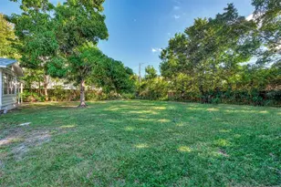 1726 Floyd St, Sarasota, FL 34239 - Photo 41