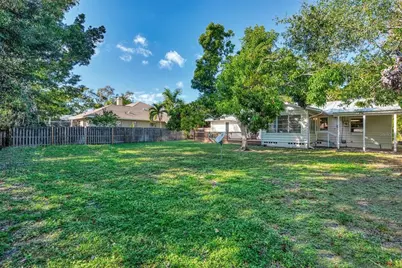 1726 Floyd Street, Sarasota, FL 34239 - Photo 39