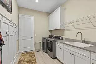 21244 Holmes Cir, Venice, FL 34293 - Photo 27