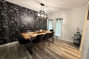 3988 San Luis Dr, Sarasota, FL 34235 - Photo 13