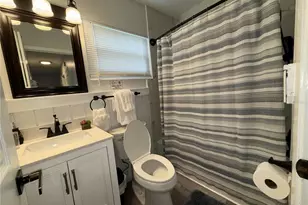 3988 San Luis Dr, Sarasota, FL 34235 - Photo 21