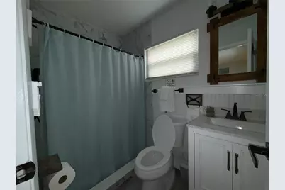 3988 San Luis Drive, Sarasota, FL 34235 - Photo 19