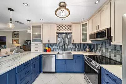 1078 Bird Bay Way #302, Venice, FL 34285 - Photo 9