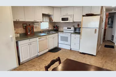 3402 Spanish Oak Terrace, Sarasota, FL 34237 - Photo 9