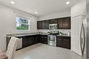 2815 Shelburne Way, Saint Cloud, FL 34772 - Photo 11