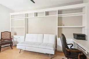 3829 Alamanda Dr, Sarasota, FL 34238 - Photo 13