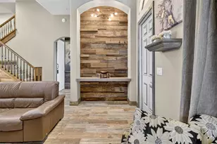 8421 Olinda Way, Fort Myers, FL 33912 - Photo 7