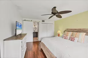 5216 Lake Village Dr, Sarasota, FL 34235 - Photo 19