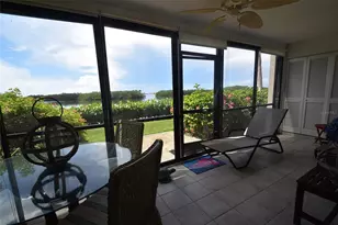 1520 Pelican Point Dr, Sarasota, FL 34231 - Photo 9