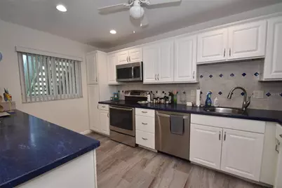 1520 Pelican Point Drive #BA153, Sarasota, FL 34231 - Photo 3