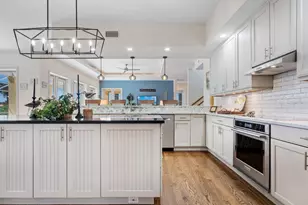 5800 Tidewood Ave, Sarasota, FL 34231 - Photo 13