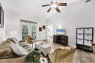 3604 54th Drive W #202, Bradenton, FL 34210 - Photo 3