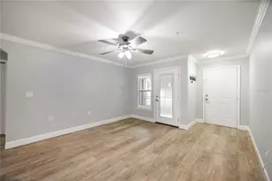 8821 Manor Loop, Lakewood Ranch, FL 34202 - Photo 5