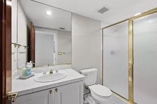 370 Gulf of Mexico Dr, Longboat Key, FL 34228 - Photo 27