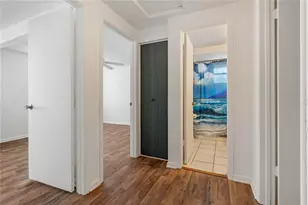 1256 Foggy Ridge Pkwy, Lutz, FL 33559 - Photo 13