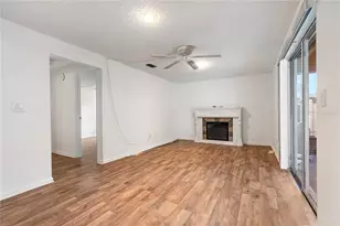 1256 Foggy Ridge Pkwy, Lutz, FL 33559 - Photo 7