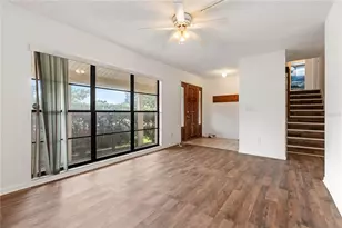 1256 Foggy Ridge Pkwy, Lutz, FL 33559 - Photo 3