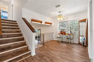 1256 Foggy Ridge Pkwy, Lutz, FL 33559 - Photo 5